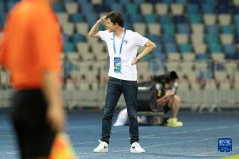 julia在线播放一区二区